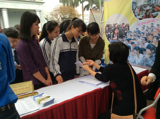 Hà Nội Ngày hội tư vấn tuyển sinh - hướng nghiệp năm 2015